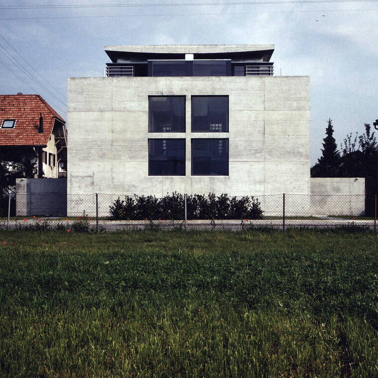 lanzrein_04_15x15_2.jpg