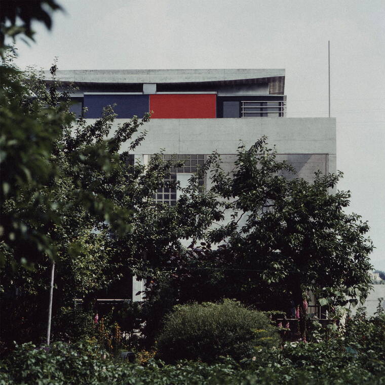 lanzrein_01_15x15.jpg